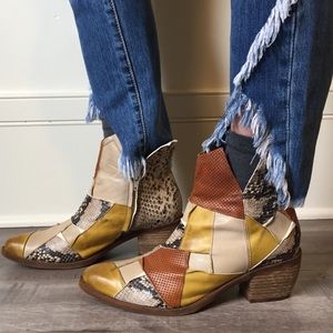 Dkode Leather and Snakeskin Boots size 40 (10)